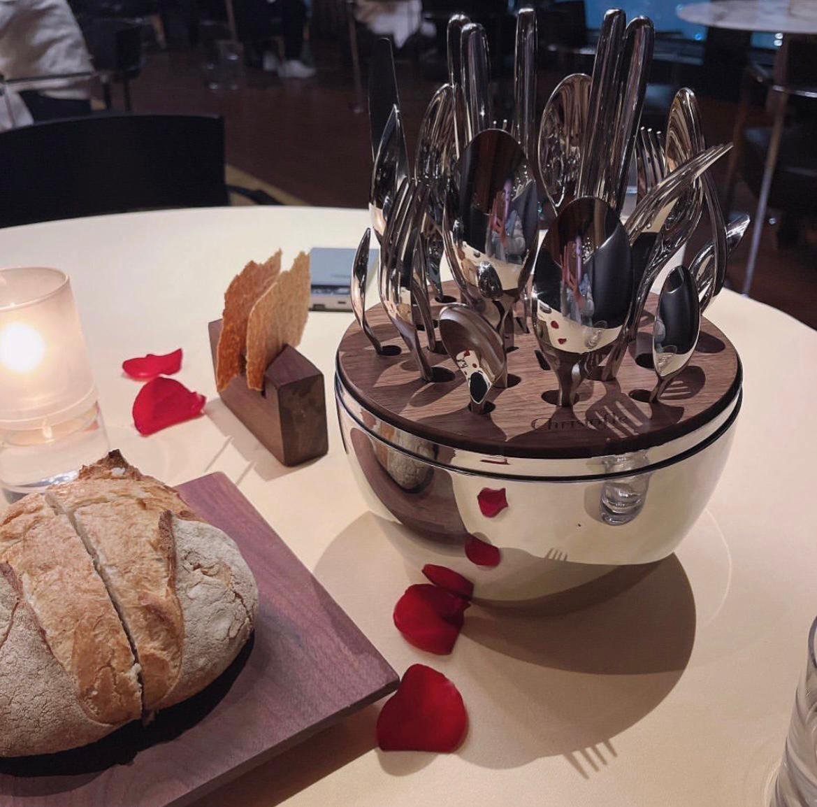 Mood cutlery set available 24PCS big egg shape